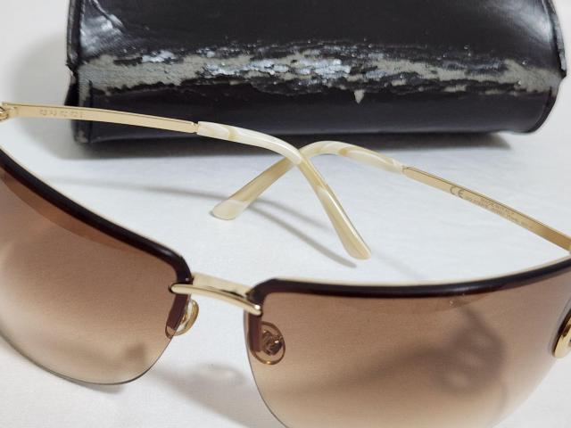 正規 グッチ GGロゴ シャイニーメタルフレームサングラス 茶 金 グラマラスハイカーブビッグレンズアイウェア 付属有 クラシック < ブランド  正規 グッチ GGロゴ シャイニーメタルフレームサングラス 茶 金 グラマラスハイカーブビッグレンズアイウェア 付属有 クラシック < ブランドの