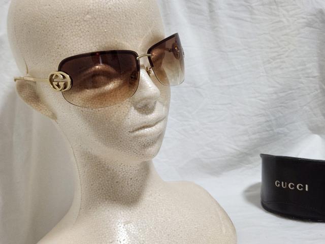 正規 グッチ GGロゴ シャイニーメタルフレームサングラス 茶 金 グラマラスハイカーブビッグレンズアイウェア 付属有 クラシック < ブランド  正規 グッチ GGロゴ シャイニーメタルフレームサングラス 茶 金 グラマラスハイカーブビッグレンズアイウェア 付属有 クラシック < ブランドの