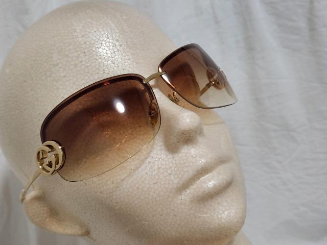 正規 グッチ GGロゴ シャイニーメタルフレームサングラス 茶 金 グラマラスハイカーブビッグレンズアイウェア 付属有 クラシック < ブランド  正規 グッチ GGロゴ シャイニーメタルフレームサングラス 茶 金 グラマラスハイカーブビッグレンズアイウェア 付属有 クラシック < ブランドの