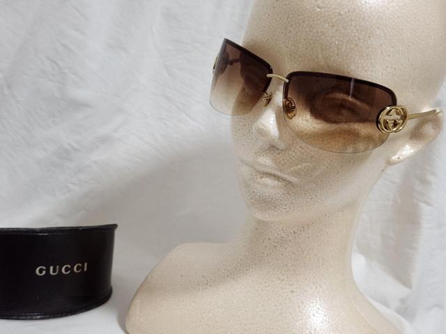正規 グッチ GGロゴ シャイニーメタルフレームサングラス 茶 金 グラマラスハイカーブビッグレンズアイウェア 付属有 クラシック < ブランド  正規 グッチ GGロゴ シャイニーメタルフレームサングラス 茶 金 グラマラスハイカーブビッグレンズアイウェア 付属有 クラシック < ブランドの