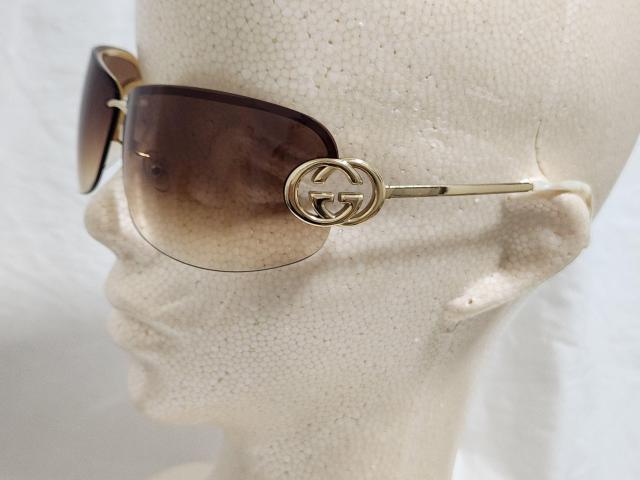 正規 グッチ GGロゴ シャイニーメタルフレームサングラス 茶 金 グラマラスハイカーブビッグレンズアイウェア 付属有 クラシック < ブランド  正規 グッチ GGロゴ シャイニーメタルフレームサングラス 茶 金 グラマラスハイカーブビッグレンズアイウェア 付属有 クラシック < ブランドの