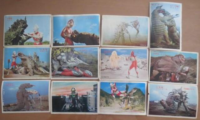 昭和レトロ!ウルトラマンと帰ってきたウルトラマン12枚 < トレーディングカード  昭和レトロ!ウルトラマンと帰ってきたウルトラマン12枚  < トレーディングカードの