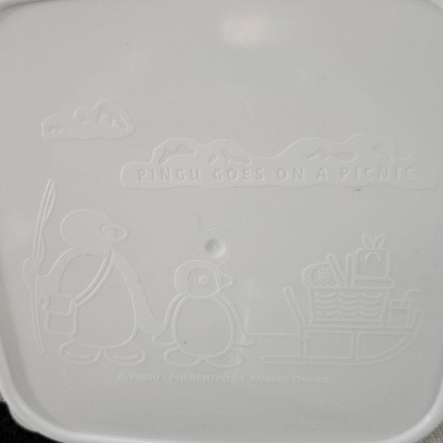 新品 ピングー ピンガ 30周年 ミスタードーナツ 2段ランチボックス 取っ手付き 2000 ミスド 弁当箱 収納 アニバーサリー < アニメ/コミック/キャラクター  新品 ピングー ピンガ 30周年 ミスタードーナツ 2段ランチボックス 取っ手付き 2000 ミスド 弁当箱 収納 アニバーサリー < アニメ/コミック/キャラクターの