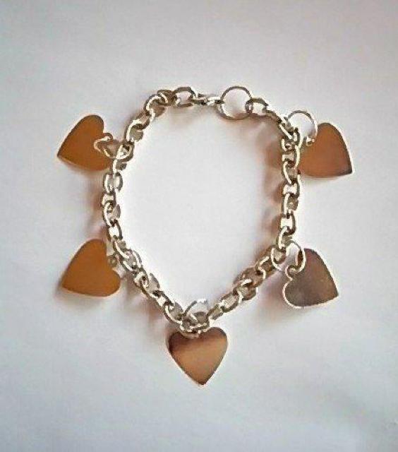 新品 ブレスレット きらきら ハート アクセサリー シルバー 銀 < 女性アクセサリー/時計  新品 ブレスレット きらきら ハート アクセサリー シルバー 銀  < 女性アクセサリー/時計の