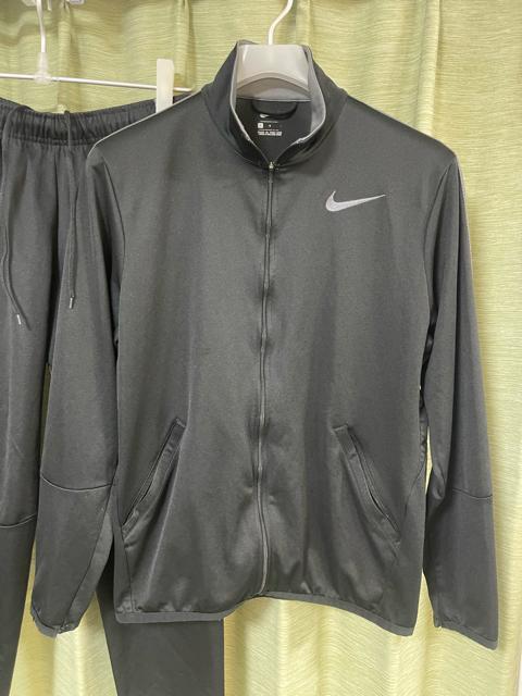 NIKE ナイキ トレーニングウェア セットアップ 上下セット ジャージ セットアップ NIKE ナイキ ブラック サイズL < ブランド NIKE ナイキ トレーニングウェア セットアップ 上下セット ジャージ セットアップ NIKE ナイキ ブラック サイズL < ブランドの