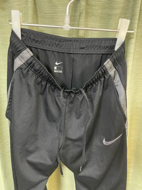 NIKE ナイキ トレーニングウェア セットアップ 上下セット ジャージ セットアップ NIKE ナイキ ブラック サイズL < ブランド NIKE ナイキ トレーニングウェア セットアップ 上下セット ジャージ セットアップ NIKE ナイキ ブラック サイズL < ブランドの