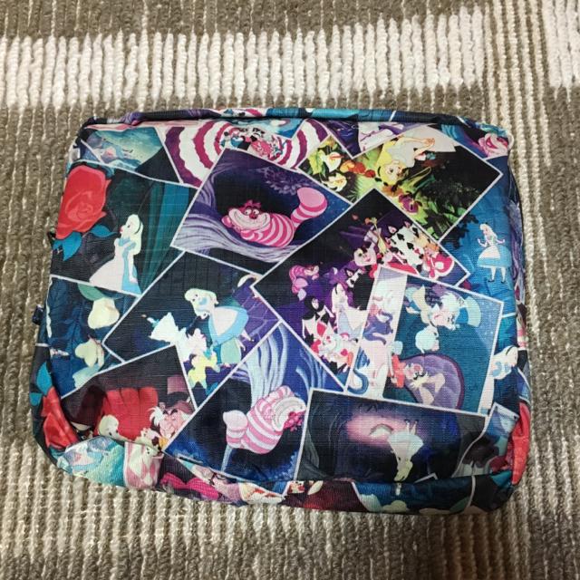 ディズニー・不思議の国のアリス柄折りたたみポケッタブルバッグ < 女性ファッション ディズニー・不思議の国のアリス柄折りたたみポケッタブルバッグ < 女性ファッションの
