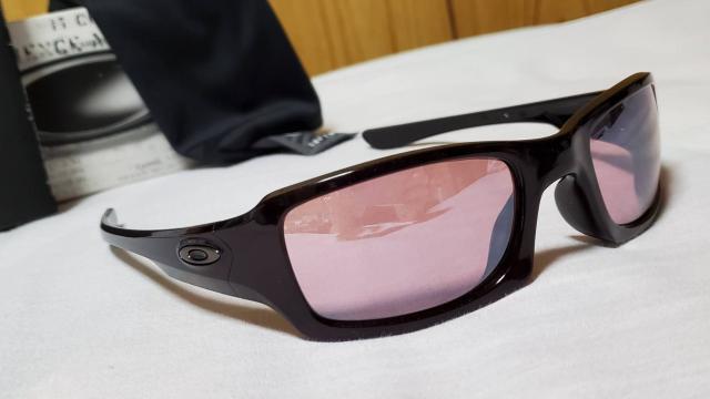 正規 オークリー スポーティーサングラス グラマラスラメフレーム ピンク 偏向ミラー 軽量スポーツ アイウェア 付属有 < ブランド  正規 オークリー スポーティーサングラス グラマラスラメフレーム ピンク 偏向ミラー 軽量スポーツ アイウェア 付属有 < ブランドの