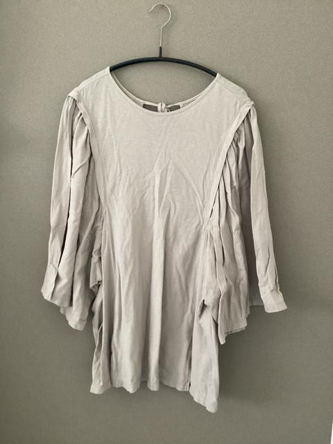 Yanuk 2way ギャザースリーブ Tシャツ ヤヌーク フリーサイズ < ブランド Yanuk 2way ギャザースリーブ Tシャツ ヤヌーク フリーサイズ < ブランドの