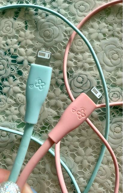 花模様付き 充電ケーブル2本セット 新品 < 家電/AV 花模様付き 充電ケーブル2本セット 新品 < 家電/AVの