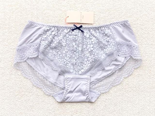 Triumph AMOSTYLE ショーツ Mサイズ ヒップハング 3枚セット < 女性ファッション Triumph AMOSTYLE ショーツ Mサイズ ヒップハング 3枚セット < 女性ファッションの