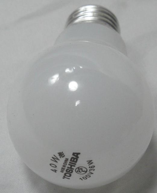 東芝/ホワイトランプ/LW100V36W型(40W)計75個組新品元封1101 < 家電/AV  東芝/ホワイトランプ/LW100V36W型(40W)計75個組新品元封1101 < 家電/AVの