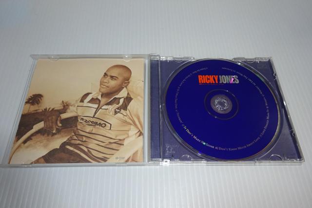 CD★リッキー・ジョーンズ ★Ricky Jones(輸入盤)★2枚同梱270円 < CD/DVD/ビデオ  CD★リッキー・ジョーンズ ★Ricky Jones(輸入盤)★2枚同梱270円 < CD/DVD/ビデオの