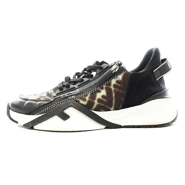 FENDI フェンディ フロー ロゴ スニーカー シューズ 27.0cm/メンズ 黒 ブラック 白 ホワイト < ブランド FENDI フェンディ フロー ロゴ スニーカー シューズ 27.0cm/メンズ 黒 ブラック 白 ホワイト < ブランドの