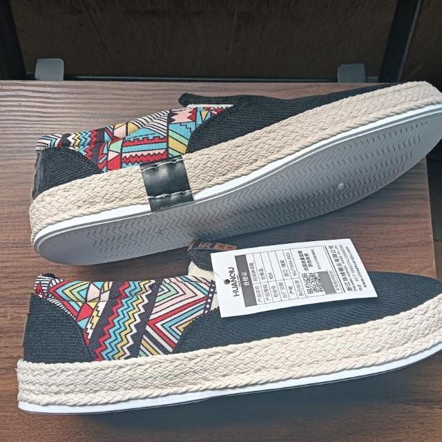 新品 26cm メンズ スリッポン ブラック シューズ 靴 42 カジュアル < 男性ファッション  新品 26cm メンズ スリッポン ブラック シューズ 靴 42 カジュアル < 男性ファッションの