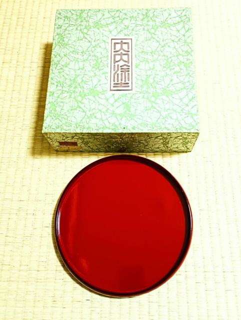 未使用!大内内塗 紅色と黒漆 丸盆 < インテリア/ライフ 未使用!大内内塗 紅色と黒漆 丸盆 < インテリア/ライフの