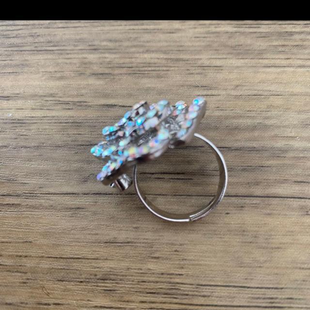 バラ☆デザイン☆ビジュー☆キラキラ☆指輪 < 女性アクセサリー/時計 バラ☆デザイン☆ビジュー☆キラキラ☆指輪 < 女性アクセサリー/時計の