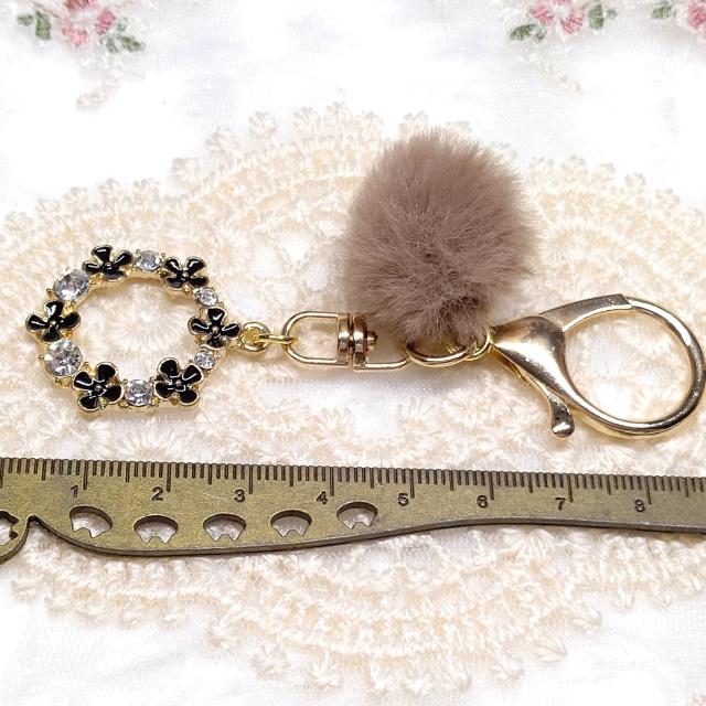 ハンドメイド☆キーホルダー☆フラワーリース☆ < 女性ファッション ハンドメイド☆キーホルダー☆フラワーリース☆ < 女性ファッションの