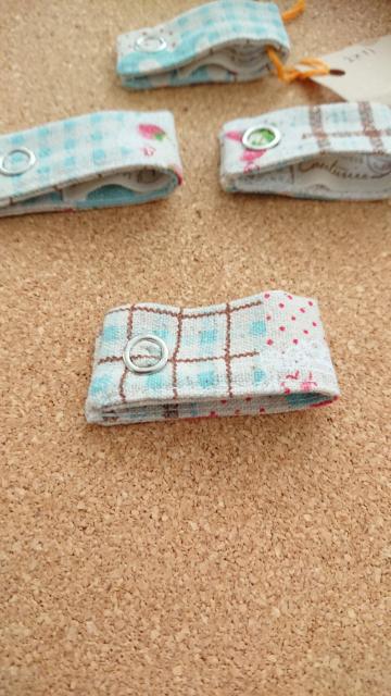 ハンドメイド ケーブルバンドA < 女性ファッション  ハンドメイド ケーブルバンドA  < 女性ファッションの