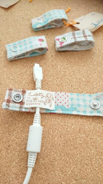 ハンドメイド ケーブルバンドA < 女性ファッション  ハンドメイド ケーブルバンドA < 女性ファッションの