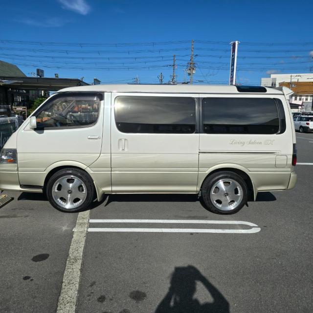 トヨタ ハイエースワゴン スーパーカスタムGリビングサルーンEX 100系 平成13年式 < 自動車/バイク トヨタ ハイエースワゴン スーパーカスタムGリビングサルーンEX 100系 平成13年式 < 自動車/バイク