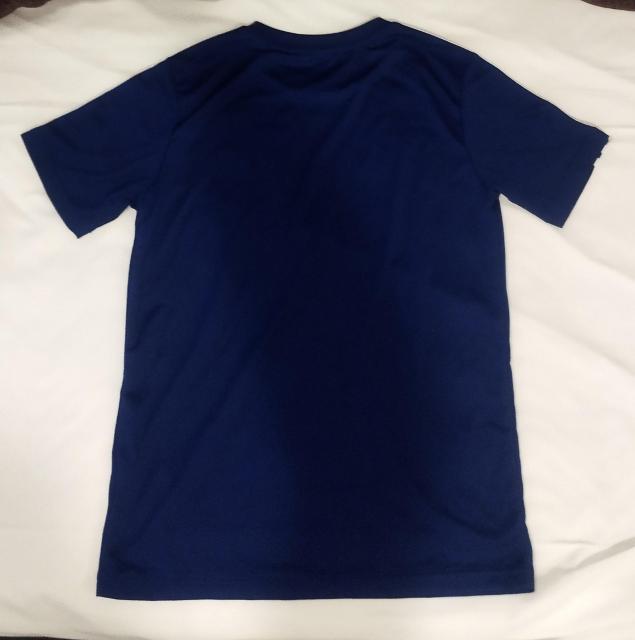 adidas サッカー ワールドカップ 日本代表 ユニフォームデザインTシャツ < 女性ファッション  adidas サッカー ワールドカップ 日本代表 ユニフォームデザインTシャツ < 女性ファッションの