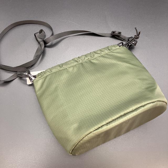 即決 アーバンリサーチ ボトルキーパーバッグ 保冷バッグ < ブランド  即決 アーバンリサーチ ボトルキーパーバッグ 保冷バッグ < ブランドの