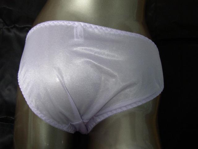 ピンク系花柄使いD75Mワイヤー入り < 女性ファッション ピンク系花柄使いD75Mワイヤー入り < 女性ファッションの