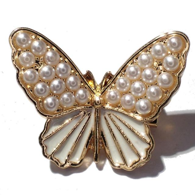 金色 蝶 蝶々 人工パール 人工真珠 ピンブローチ ブローチ ピンバッジ バッジ ピンズ ラペルピン < 女性アクセサリー/時計  金色 蝶 蝶々 人工パール 人工真珠 ピンブローチ ブローチ ピンバッジ バッジ ピンズ ラペルピン  < 女性アクセサリー/時計の