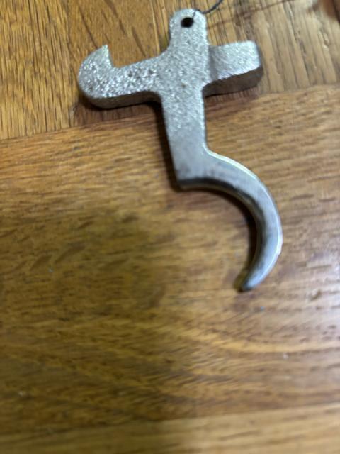 古いコルク銃のトリガー?詳細不明 < おもちゃ 古いコルク銃のトリガー?詳細不明 < おもちゃの