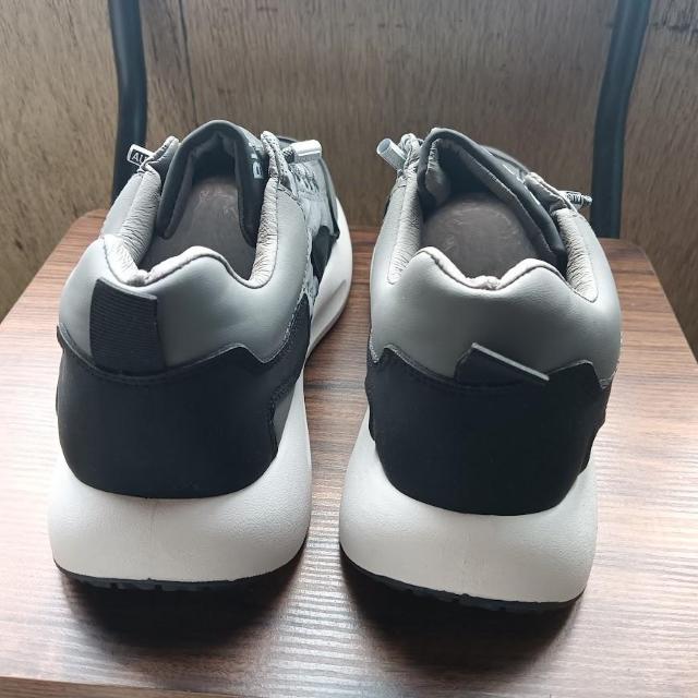 新品 25.5cm メンズ スニーカー グレー シューズ 靴 カジュアル < 男性ファッション  新品 25.5cm メンズ スニーカー グレー シューズ 靴 カジュアル < 男性ファッションの