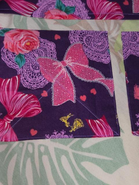 ★新品紫×薔薇リボンハートレースラメ入シンデレラ柄ランチョンマット&コースター2枚3点セット < キッズ/ベビー ★新品紫×薔薇リボンハートレースラメ入シンデレラ柄ランチョンマット&コースター2枚3点セット < キッズ/ベビーの