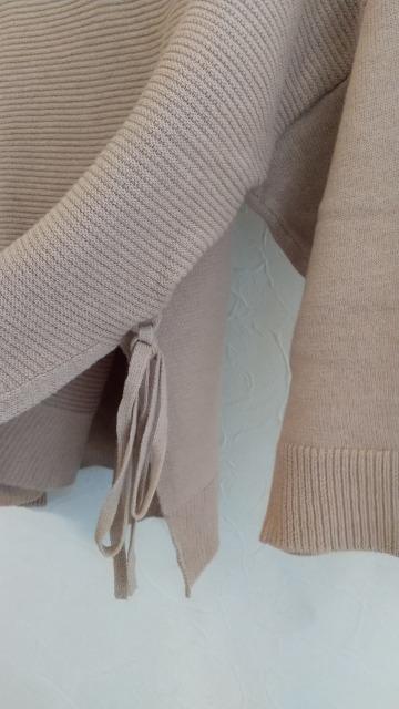 aqua girl*サイドスリットのVネックコットンニット/M < ブランド  aqua girl*サイドスリットのVネックコットンニット/M < ブランドの