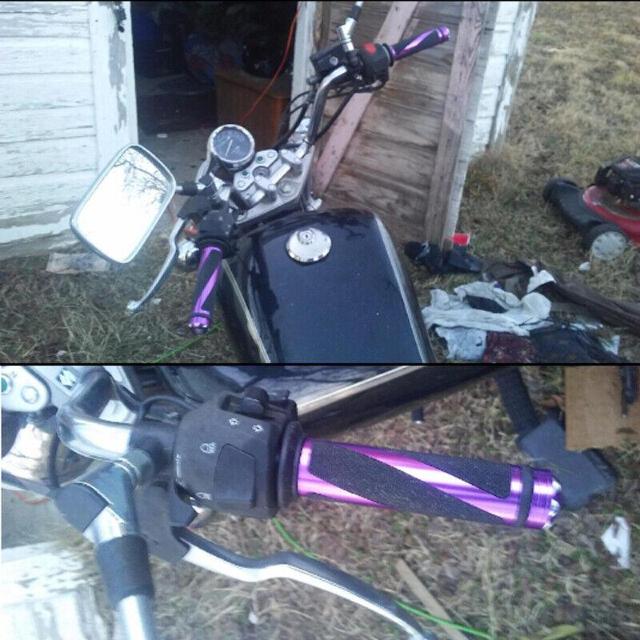 バイク カスタム トルネード ハンドルグリップ パープル アルミ 左右セット 原付 オートバイ ビッグスクーター 汎用 グリップ < 自動車/バイク バイク カスタム トルネード ハンドルグリップ パープル アルミ 左右セット 原付 オートバイ ビッグスクーター 汎用 グリップ < 自動車/バイク