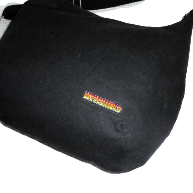 【中サイズ】◆ヒスミニ◆HystericMini宇宙飛行士ミニちゃん×黒地◆ファスナーショルダー < 女性ファッション 【中サイズ】◆ヒスミニ◆HystericMini宇宙飛行士ミニちゃん×黒地◆ファスナーショルダー < 女性ファッションの