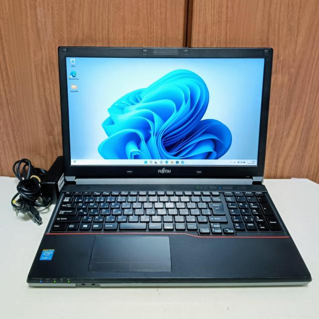 FUJITSU LIFEBOOK Corei7 メモリ8GB SSD256GB Windows11 Excel Word < PC本体/周辺機器 FUJITSU LIFEBOOK Corei7 メモリ8GB SSD256GB Windows11 Excel Word < PC本体/周辺機器の