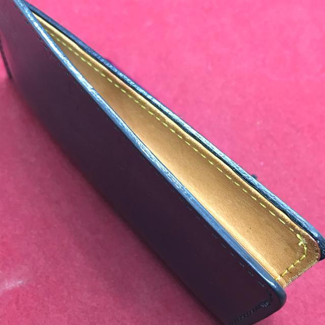 A i Ki CBg mO}bg NVFbg L[P[X  uh 