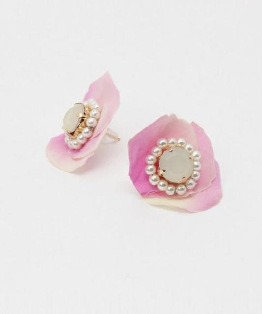 定価2,484円【新品】MIIAミーア●花びらフェミニンピアス●Pinkピンク < ブランド 定価2,484円【新品】MIIAミーア●花びらフェミニンピアス●Pinkピンク < ブランドの