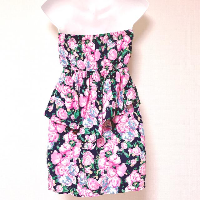 ネイビーピンクフラワーローズベアペプラムミニワンピースバラ < 女性ファッション ネイビーピンクフラワーローズベアペプラムミニワンピースバラ < 女性ファッションの