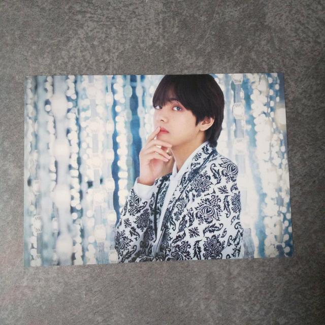 レア!BTS 防弾少年団【BTS × VT 】フォトカード(大判トレカ)★ < タレントグッズ  レア!BTS 防弾少年団【BTS × VT 】フォトカード(大判トレカ)★ < タレントグッズの