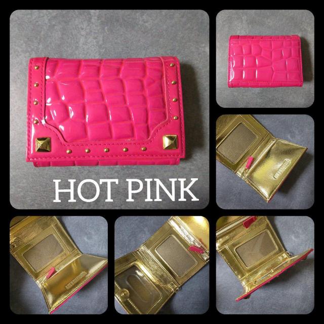 レア★セレブ愛用★ASH&DIAMONDSGLOW★パスケース3点(黒&PK)新品-ageha < 女性ファッション  レア★セレブ愛用★ASH&DIAMONDSGLOW★パスケース3点(黒&PK)新品-ageha < 女性ファッションの