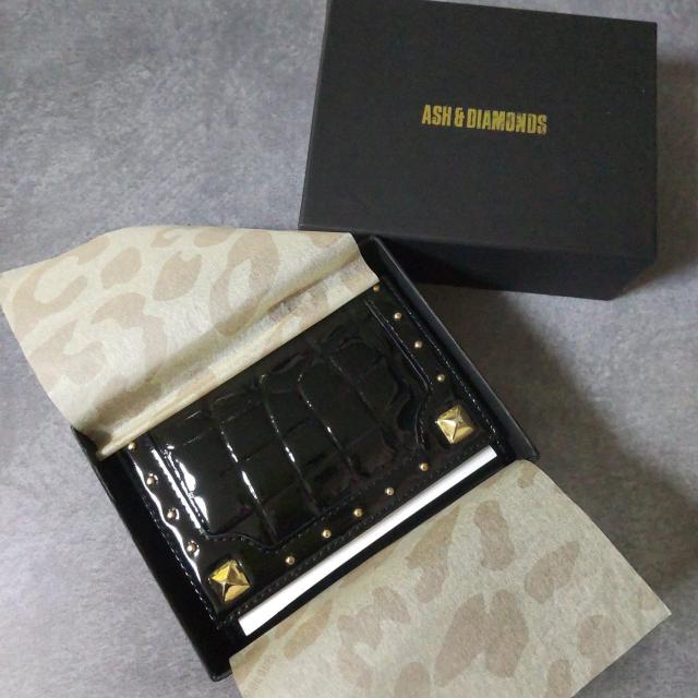 レア★セレブ愛用★ASH&DIAMONDSGLOW★パスケース3点(黒&PK)新品-ageha < 女性ファッション  レア★セレブ愛用★ASH&DIAMONDSGLOW★パスケース3点(黒&PK)新品-ageha < 女性ファッションの