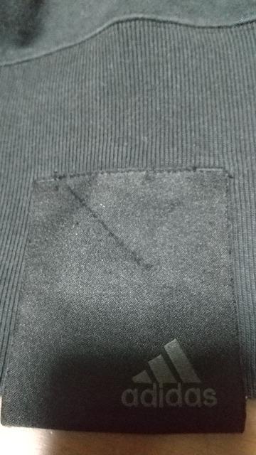 adidasの黒のフード付きトレーナー★Lサイズ★中古品 < ブランド adidasの黒のフード付きトレーナー★Lサイズ★中古品 < ブランドの