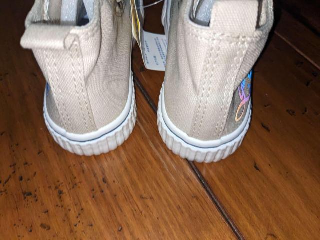 新品 16cm スニーカー ブラウン レディース キッズ 靴 シューズ < キッズ/ベビー  新品 16cm スニーカー ブラウン レディース キッズ 靴 シューズ < キッズ/ベビーの