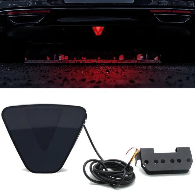 多彩なLEDアクション スモークレンズ F1バックフォグ 流星V 薄型タイプ ブレーキ点滅点灯 ブレーキとスモール連動 金具 < 自動車/バイク 多彩なLEDアクション スモークレンズ F1バックフォグ 流星V 薄型タイプ ブレーキ点滅点灯 ブレーキとスモール連動 金具 < 自動車/バイク