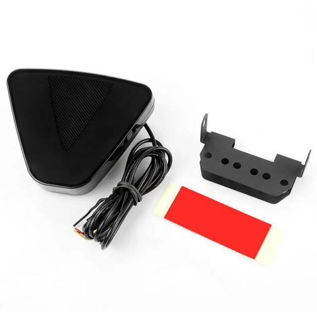 多彩なLEDアクション スモークレンズ F1バックフォグ 流星V 薄型タイプ ブレーキ点滅点灯 ブレーキとスモール連動 金具 < 自動車/バイク 多彩なLEDアクション スモークレンズ F1バックフォグ 流星V 薄型タイプ ブレーキ点滅点灯 ブレーキとスモール連動 金具 < 自動車/バイク