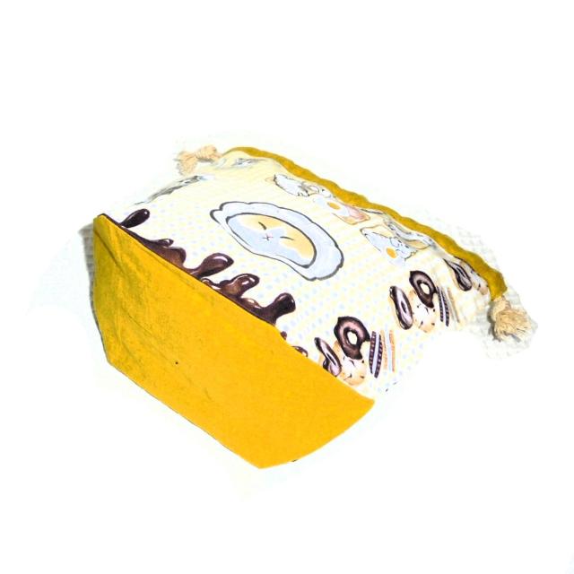 【底マチ幅が広い巾着】◆もふさんど◆猫のパン屋さん×黄無地◆裏地あり巾着 < 女性ファッション 【底マチ幅が広い巾着】◆もふさんど◆猫のパン屋さん×黄無地◆裏地あり巾着 < 女性ファッションの