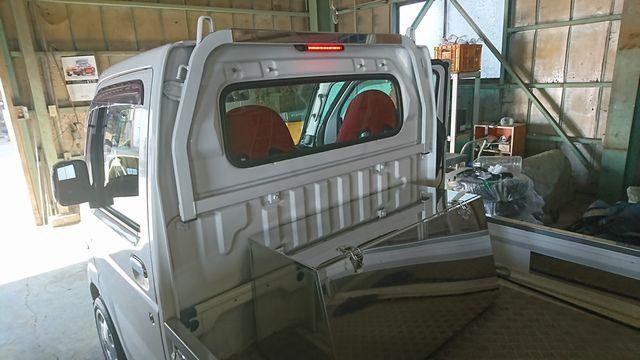 キャリー 取付例あり 汎用24連LEDハイマウントストップランプ < 自動車/バイク キャリー 取付例あり 汎用24連LEDハイマウントストップランプ < 自動車/バイク