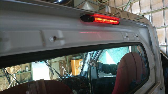 キャリー 取付例あり 汎用24連LEDハイマウントストップランプ < 自動車/バイク キャリー 取付例あり 汎用24連LEDハイマウントストップランプ < 自動車/バイク