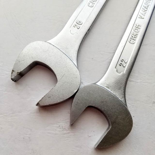 Xpi[@BETA@26~24@22~20@Q{  /oCN